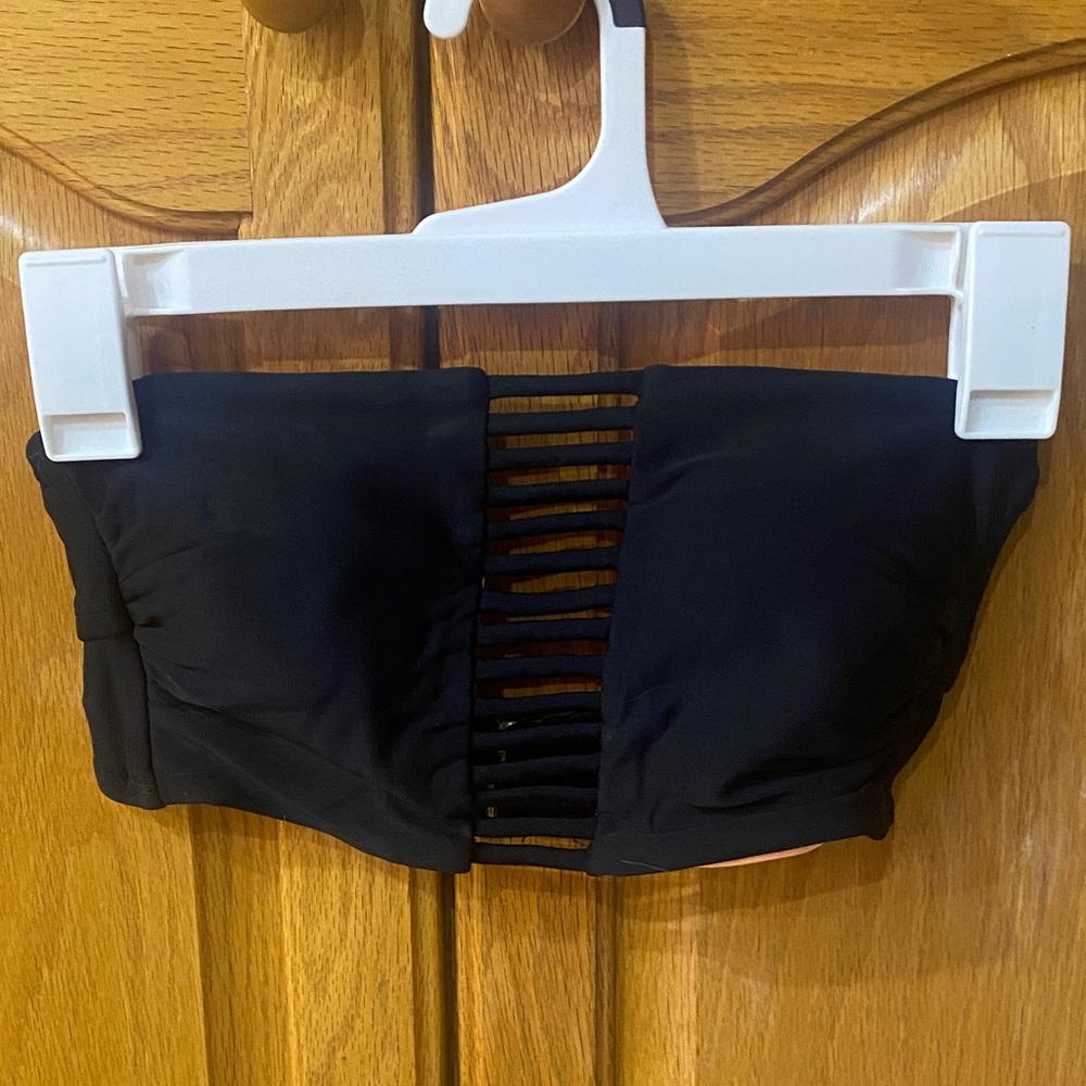 Xhilaration Brand Women's Bikini Top. Size small.